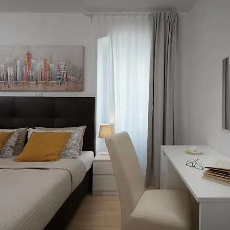 Antons Lägenhet Pula