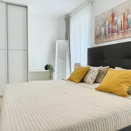 Apartamento Antons Pula