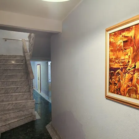 Antons Apartment Pula