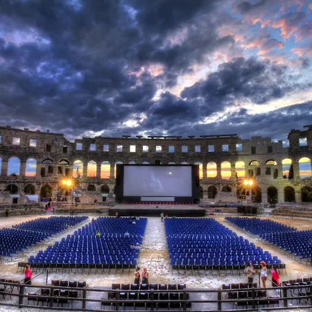 شقة Antons بولا